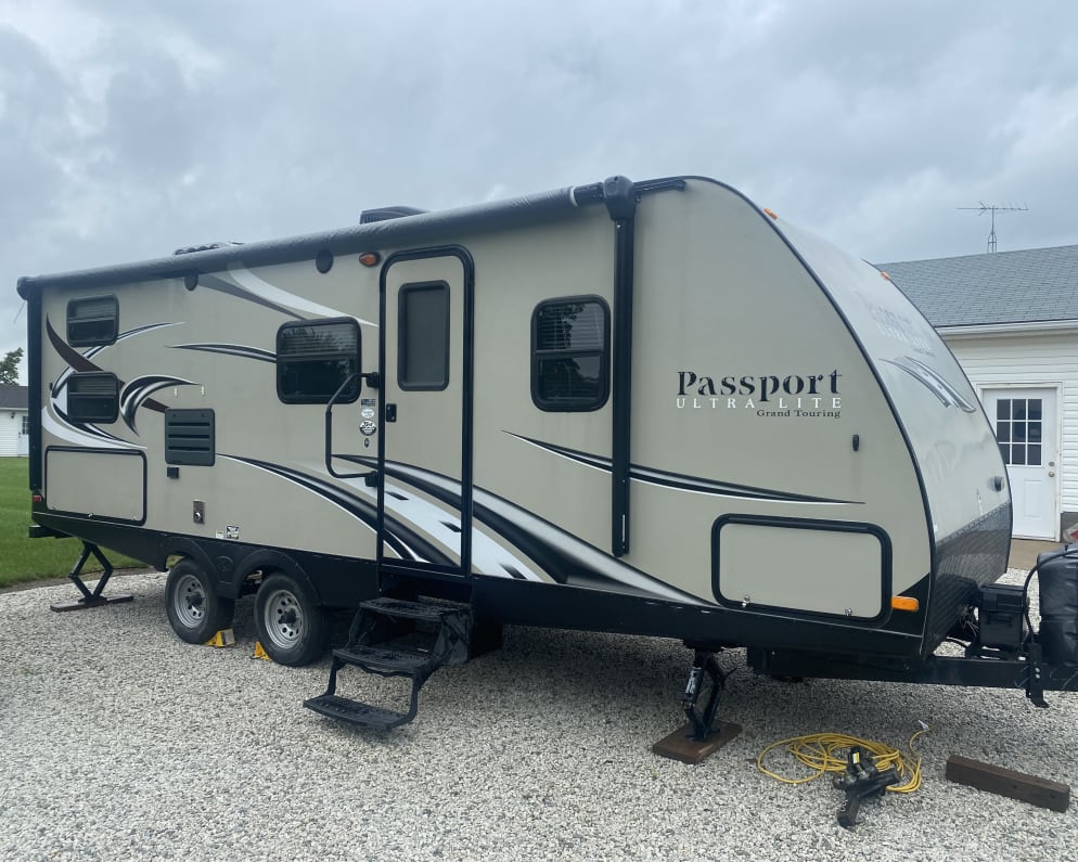 2015 Travel Trailer RV for Rent in Urbana, Ohio