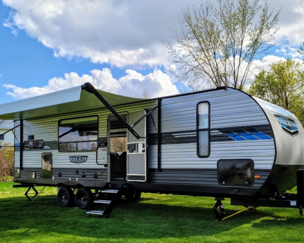 2021 Travel Trailer RV for Rent in Sheboygan, Wisconsin