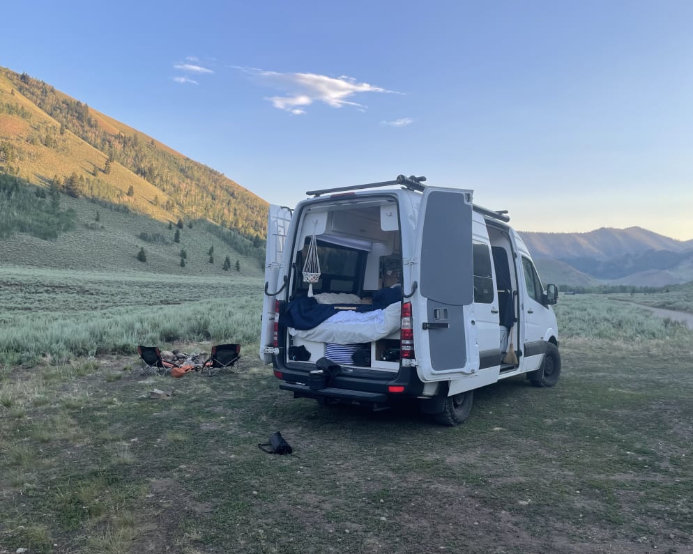 Class B RV for Rent in Pegram, Tennessee