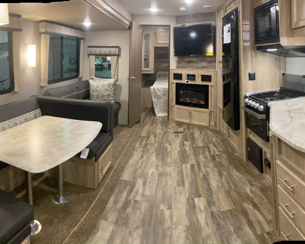 2020 Forest River Coachmen Catalina Legacy Travel Trailer for rent in Oxford Mississippi