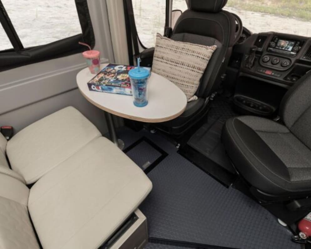 2022 Winnebago Solis Class B for rent in Wailuku Hawaii