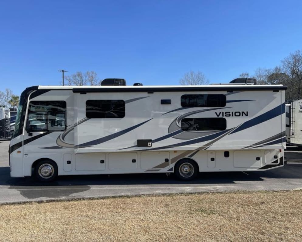2023 Vision  by Entegra Coach for rent in 30066