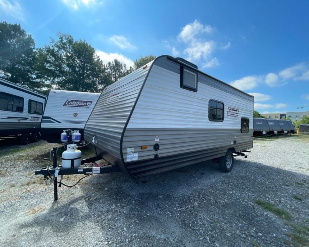 2023 Travel Trailer RV for Rent in Albertson, New York