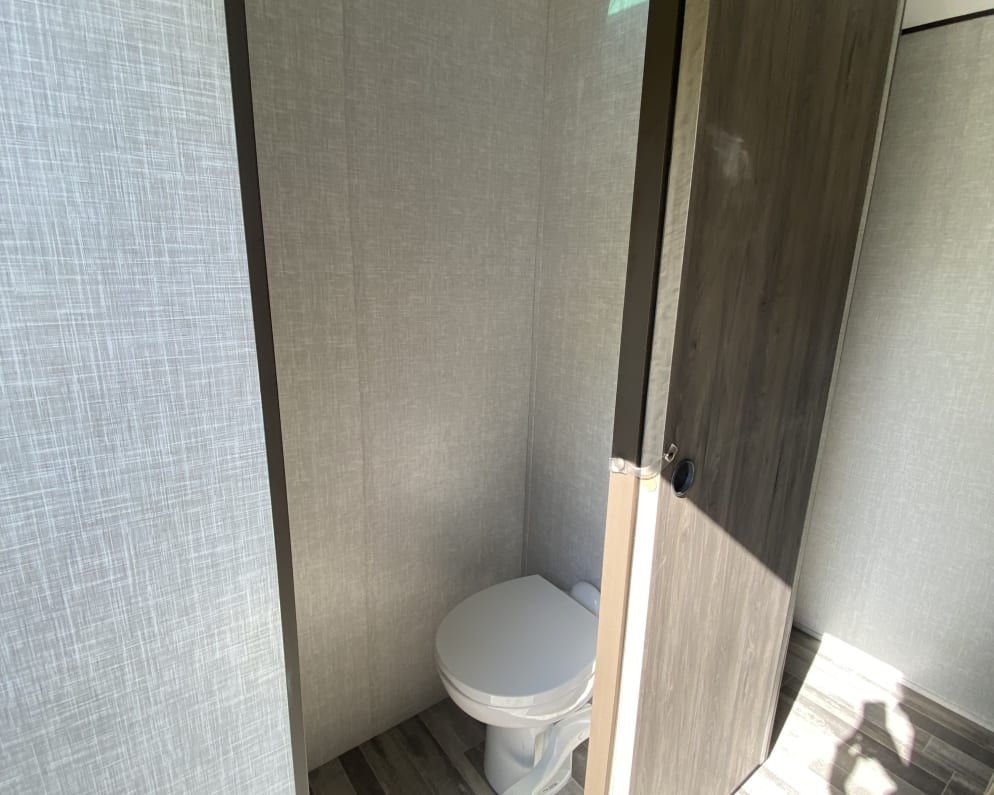 2021 Travel Trailer RV for Rent in Marshfield, Missouri