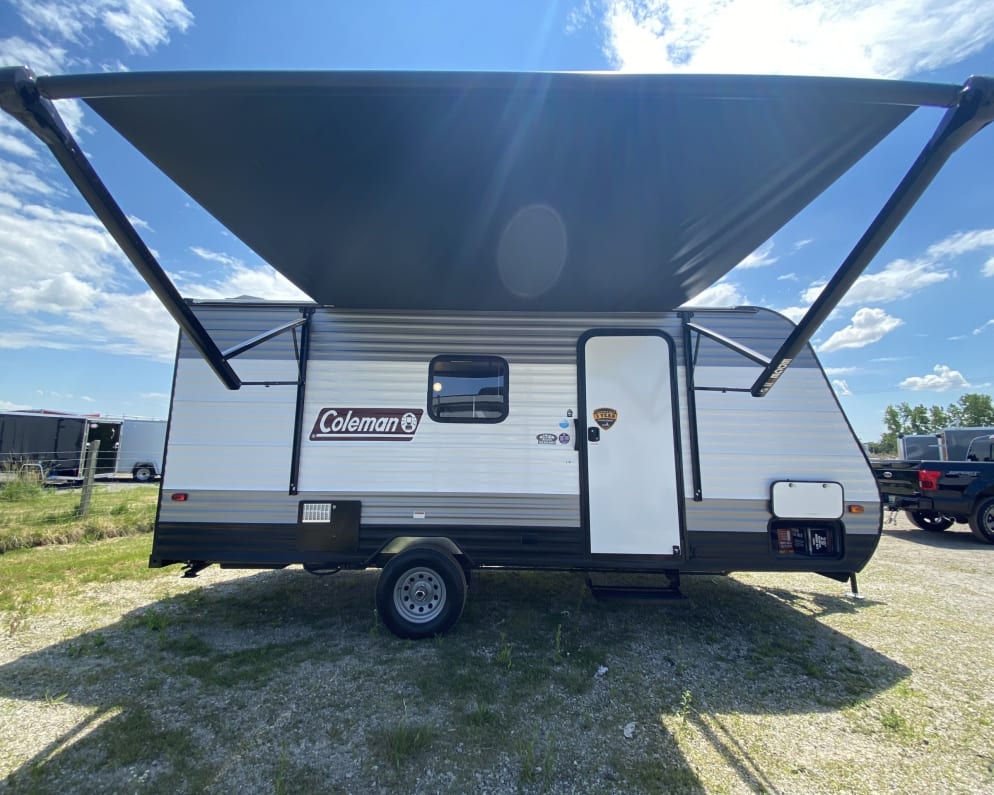 2023 Travel Trailer RV for Rent in Smithville, Missouri