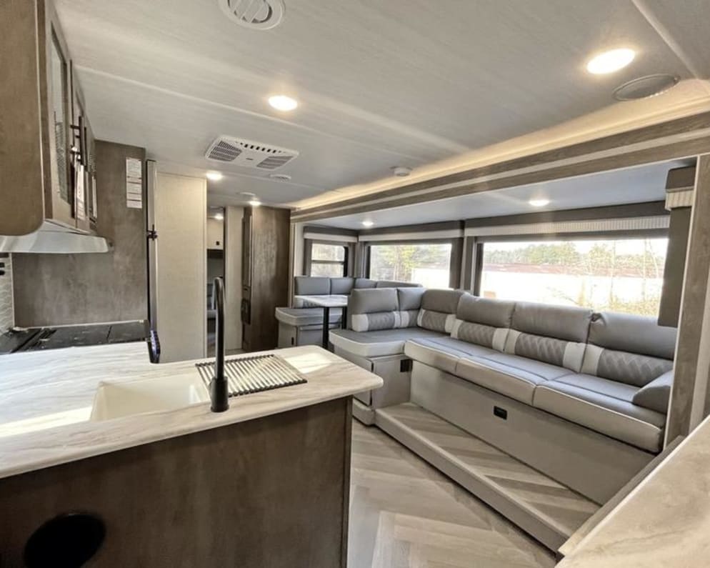 2021 Travel Trailer RV for Rent in Slaughter, Louisiana