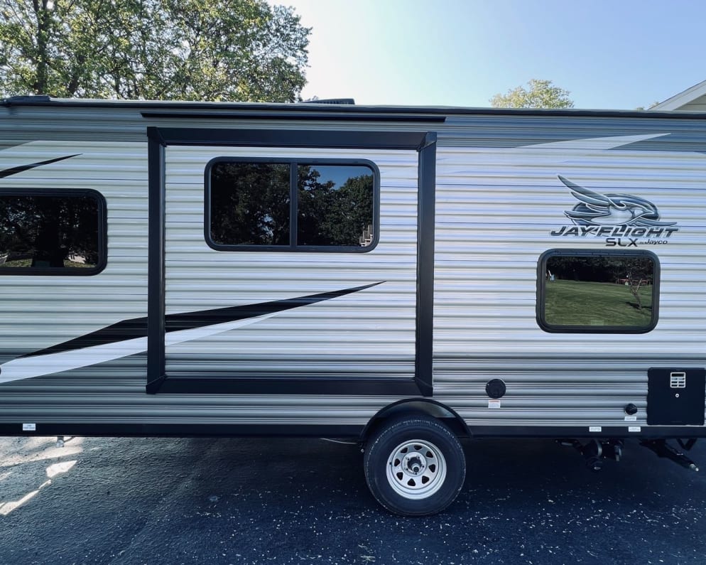 2021 Jayco Jay Flight available for rent in Lisbon Illinois