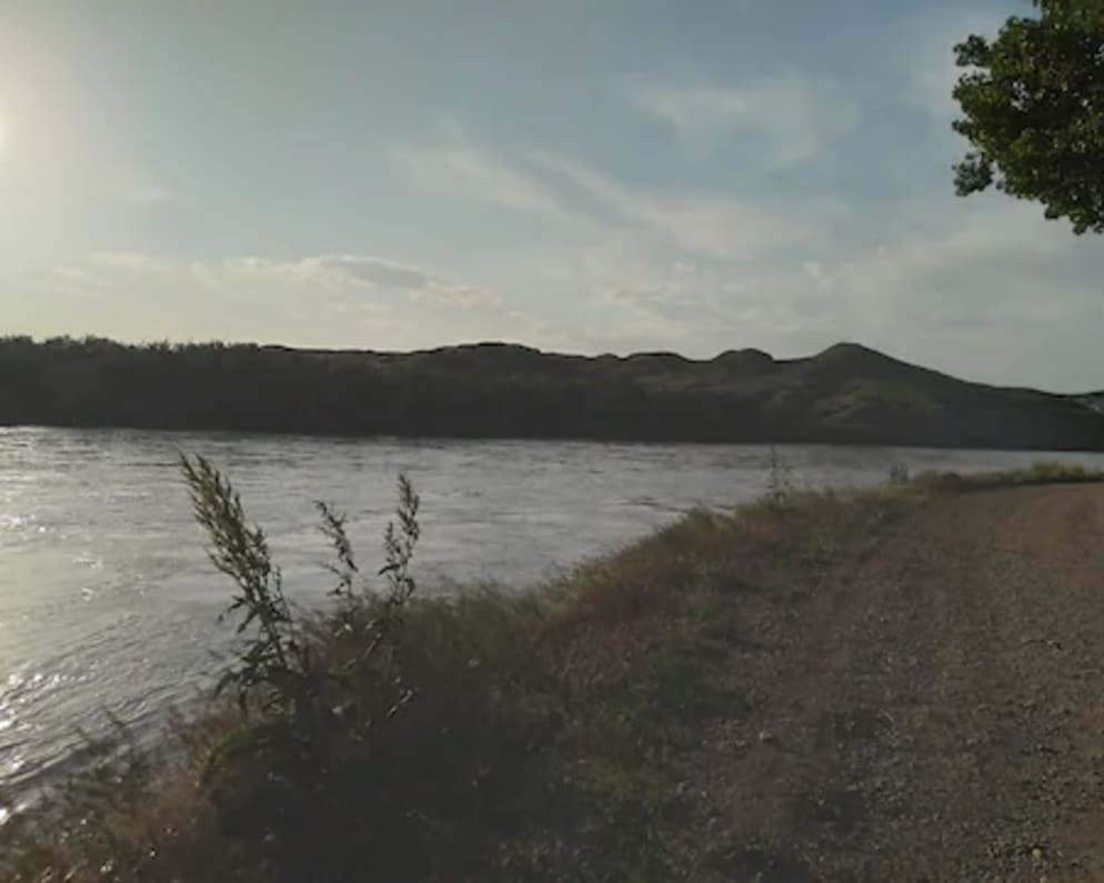 2000 Travel Trailer RV for Rent in Miles City, Montana