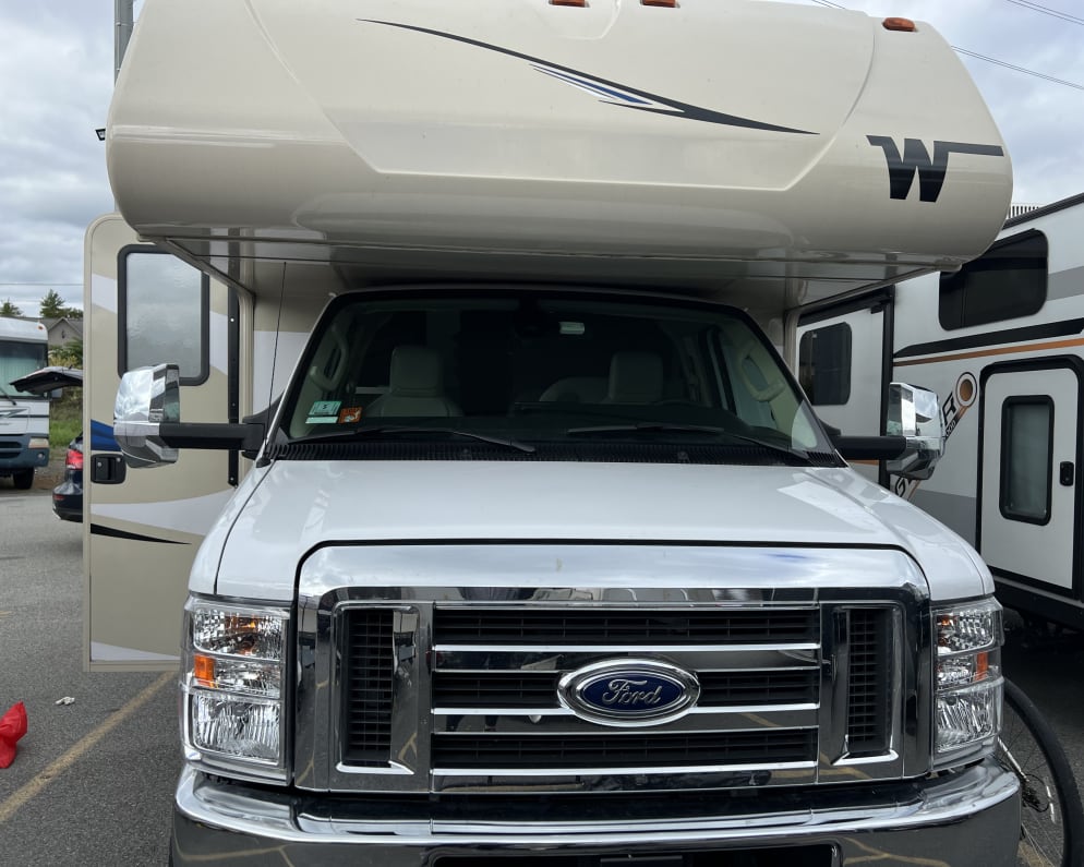 2022 Class C RV for Rent in West Roxbury, MA