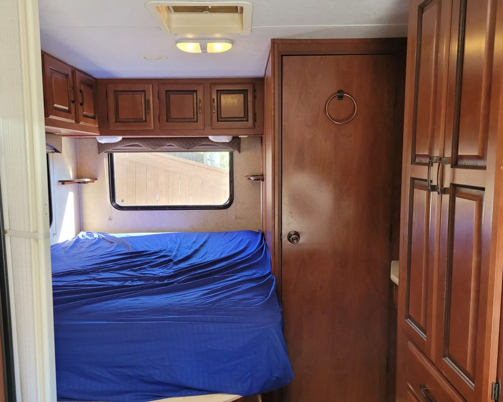 2011 Sunseeker  by Forest River for rent in T3L3C5
