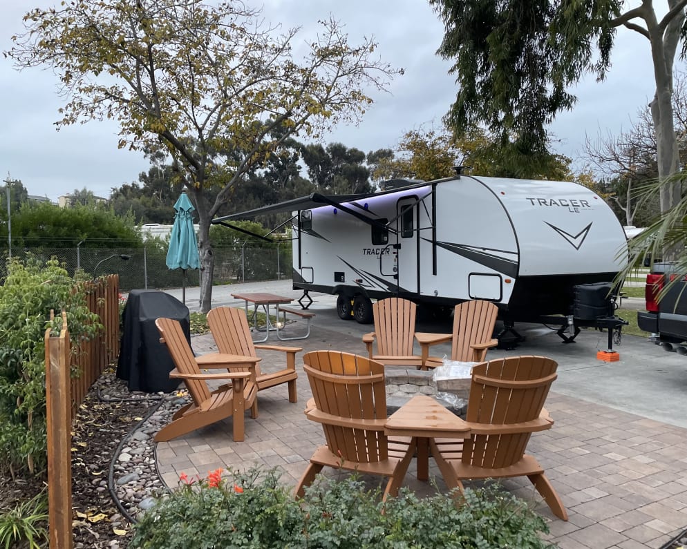 Travel Trailer RV for Rent in Apple Valley, California