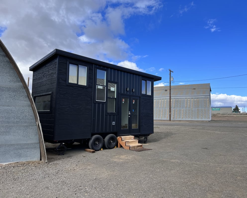 Travel Trailer RV for Rent in Madras, Oregon