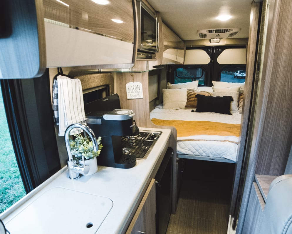 2022 Thor Sequence Class B for rent in Smyrna Delaware