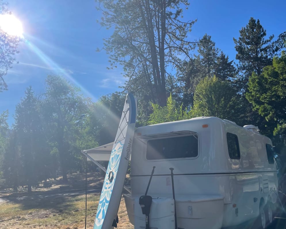 2022 E19  by Escape for rent in 97239