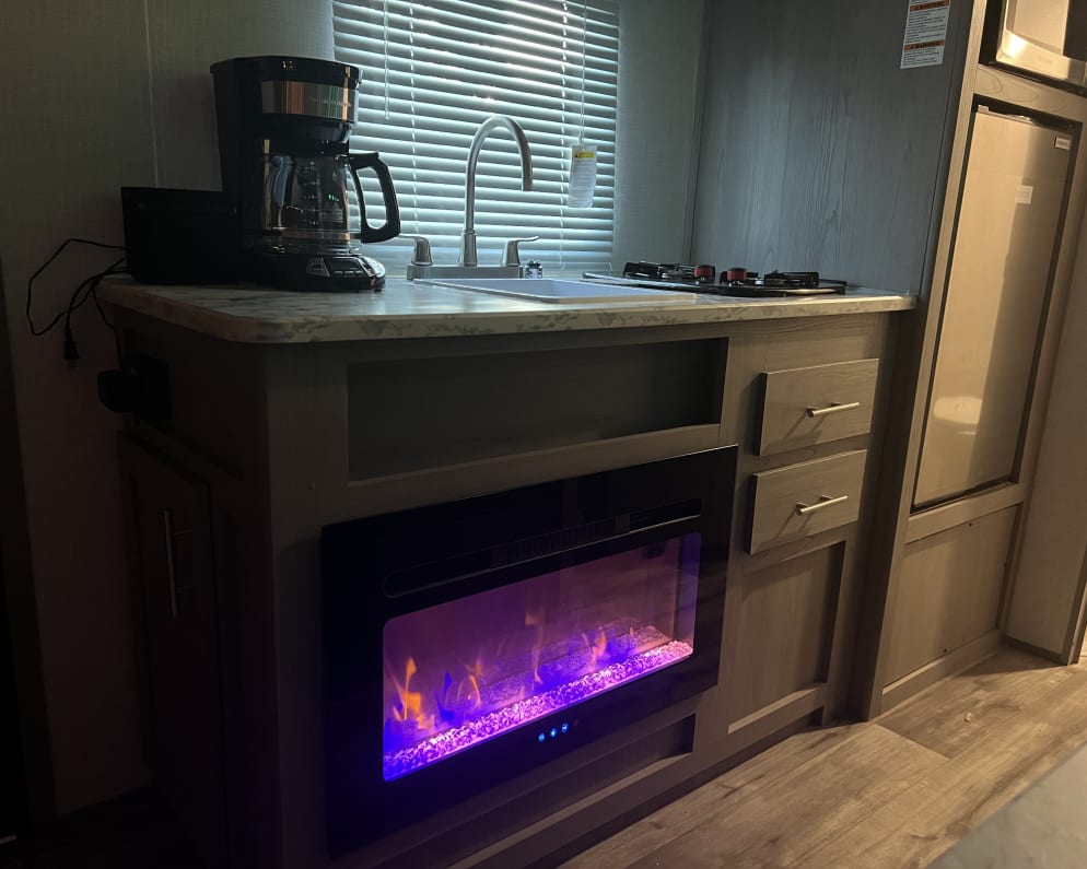 2022 17B  by Dutchmen for rent in 28457