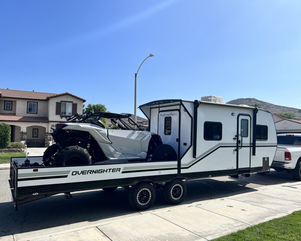 2023 Genesis Supreme Rv Genesis Supreme available for rent in Menifee California
