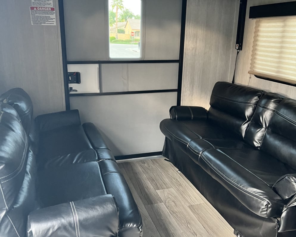 2023 Genesis Supreme  by Genesis Supreme Rv for rent in 92584