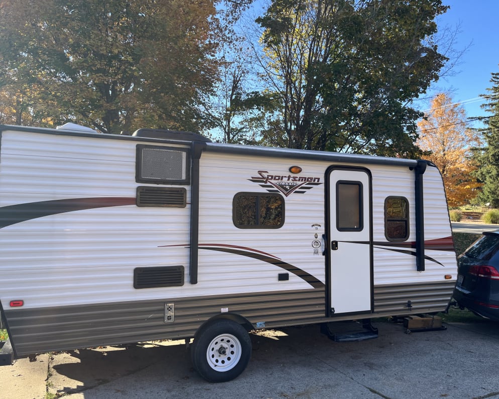2017 Sportsmen Classic Travel Trailer for rent in Grand Rapids Michigan