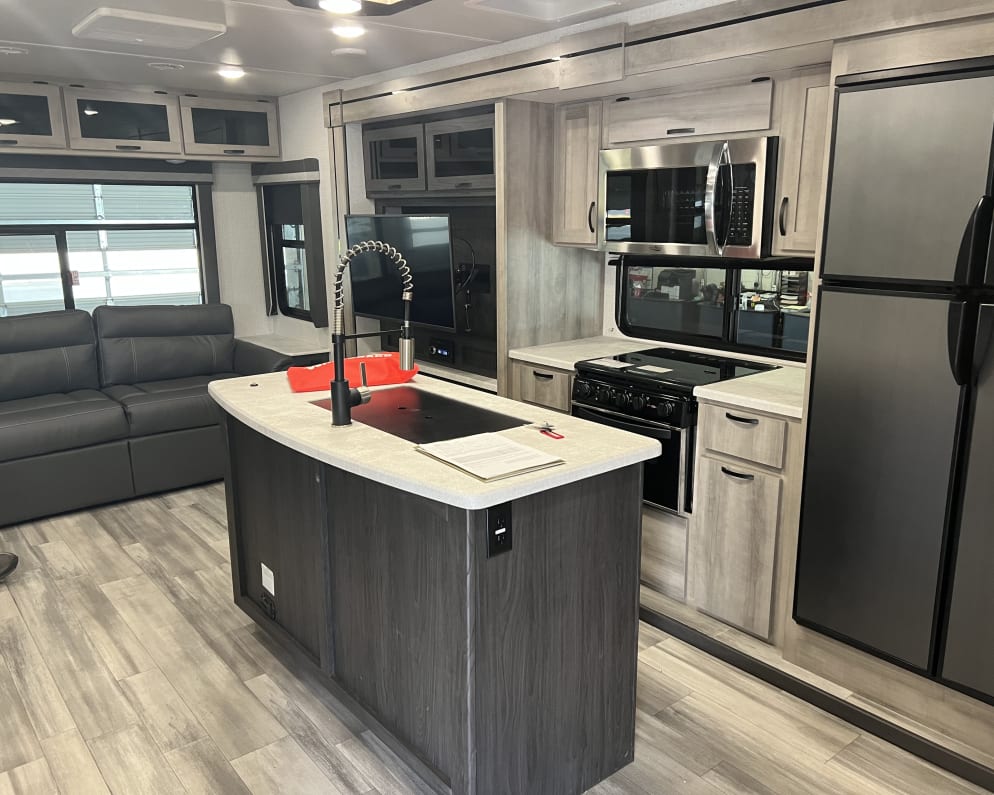 2022 Travel Trailer RV for Rent in Tolleson, Arizona