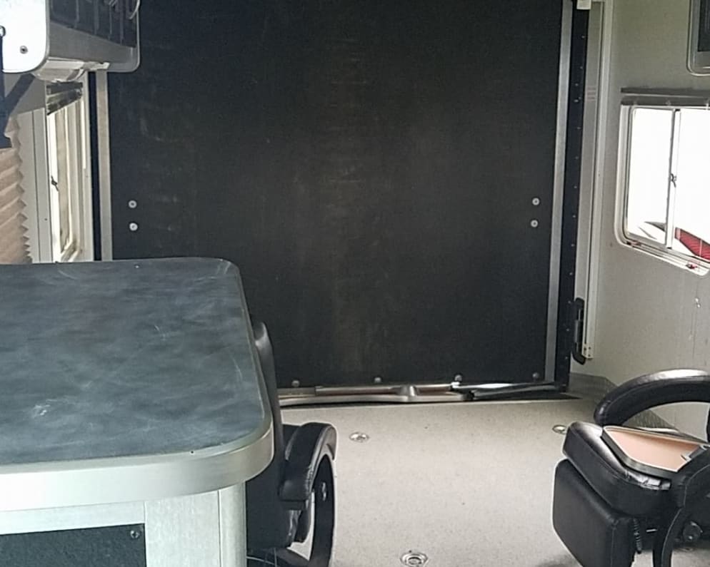 2008 Fifth Wheel RV for Rent in Marysville, WA