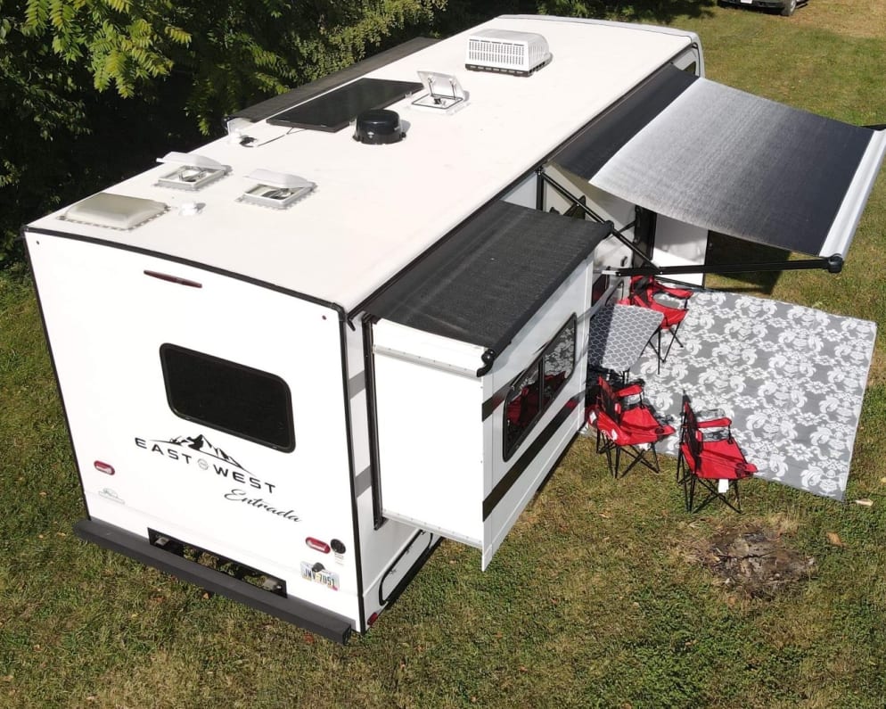 2022 Entrada 2600DS  by East to West for rent in 43082