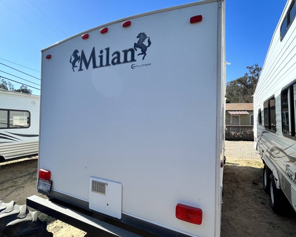2011 Eclipse Recreational Vehicles Milan