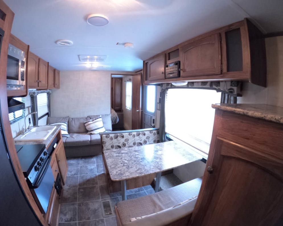2015 Keystone RV Hideout available for rent in Wenatchee Washington