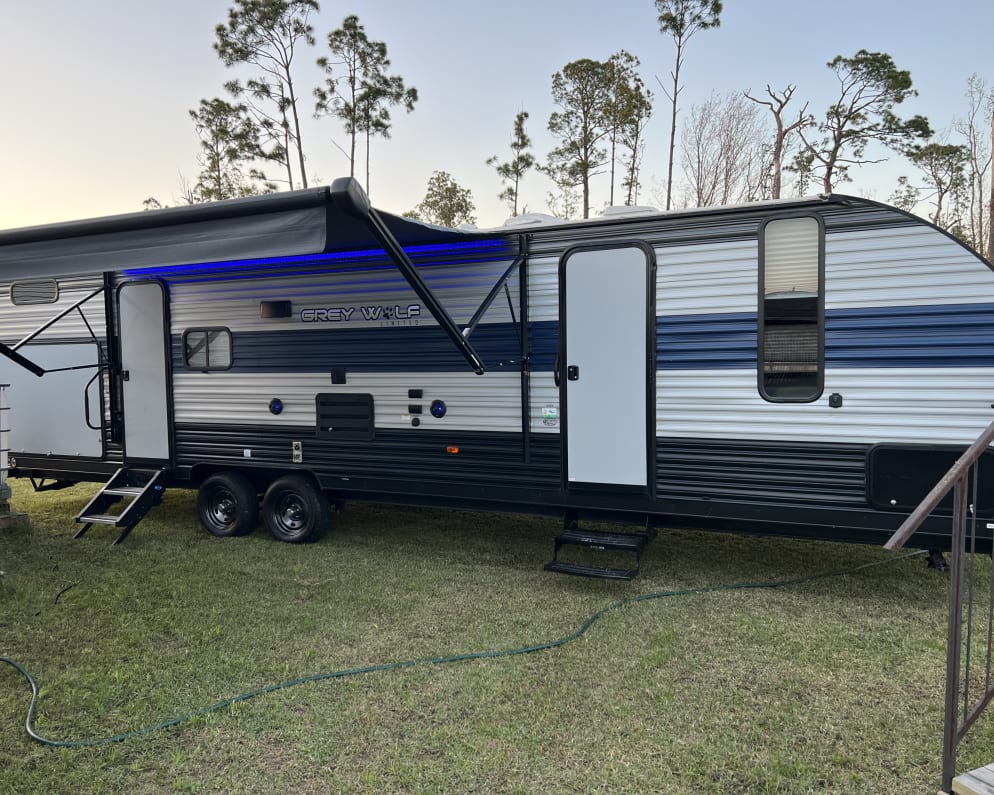 2020 Travel Trailer RV for Rent in Youngstown, FL