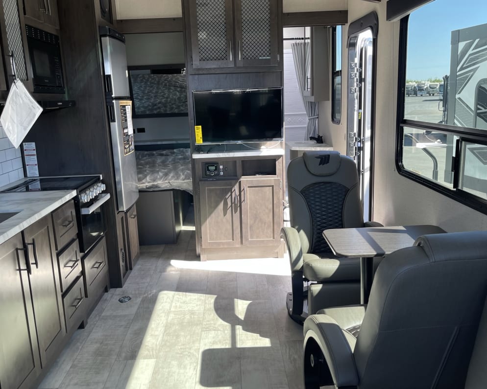 2022 Momentum  by Grand Design for rent in 93723