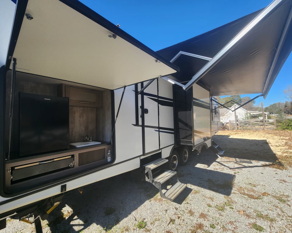 2021 Crossroads Sunset Trail available for rent in Newnan Georgia
