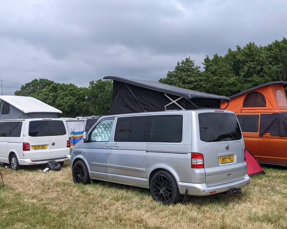 2007 Volkswagen T5 caravelle MPV camper Class B RV for Rent in London ...