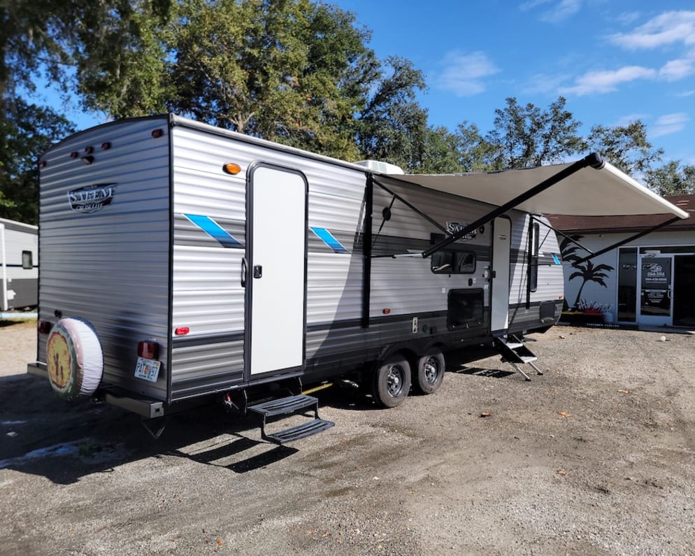 2020 Salem Cruise Lite  by Forest River for rent in 32218