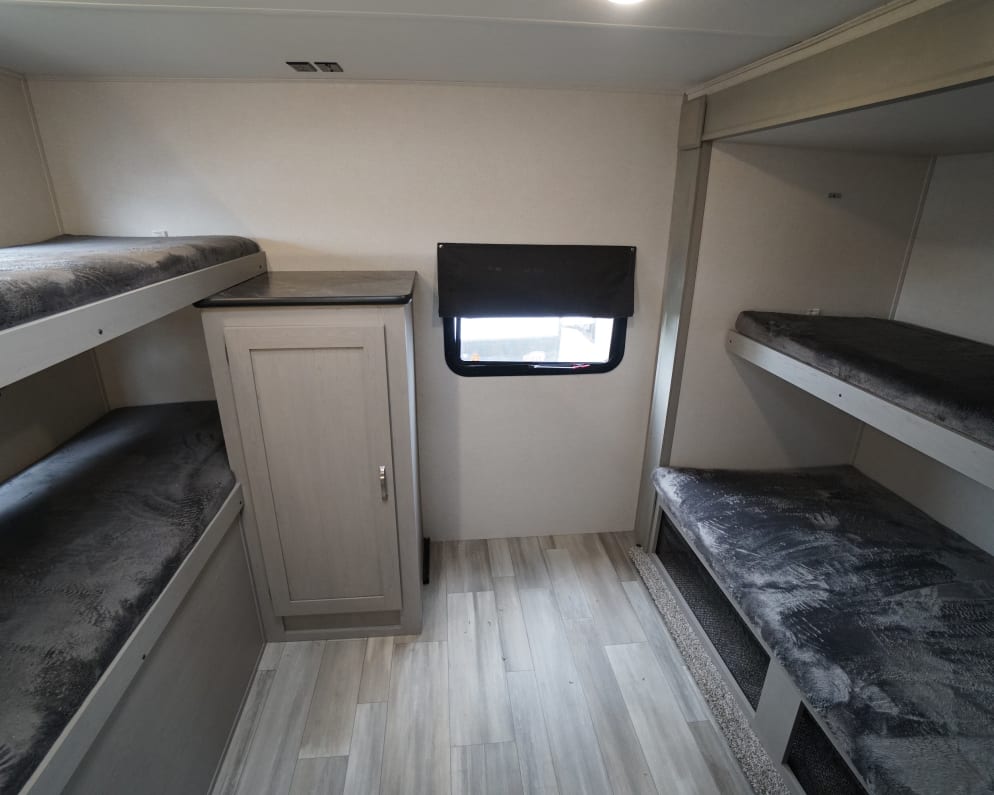 2023 Tracer 31BHD  by Prime Time for rent in N4W 1M6