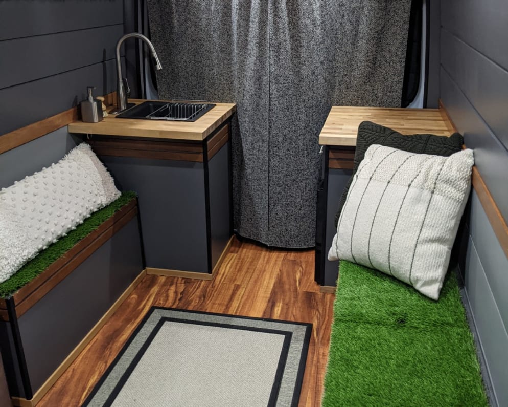 Class B RV for Rent in Walkerville, Michigan