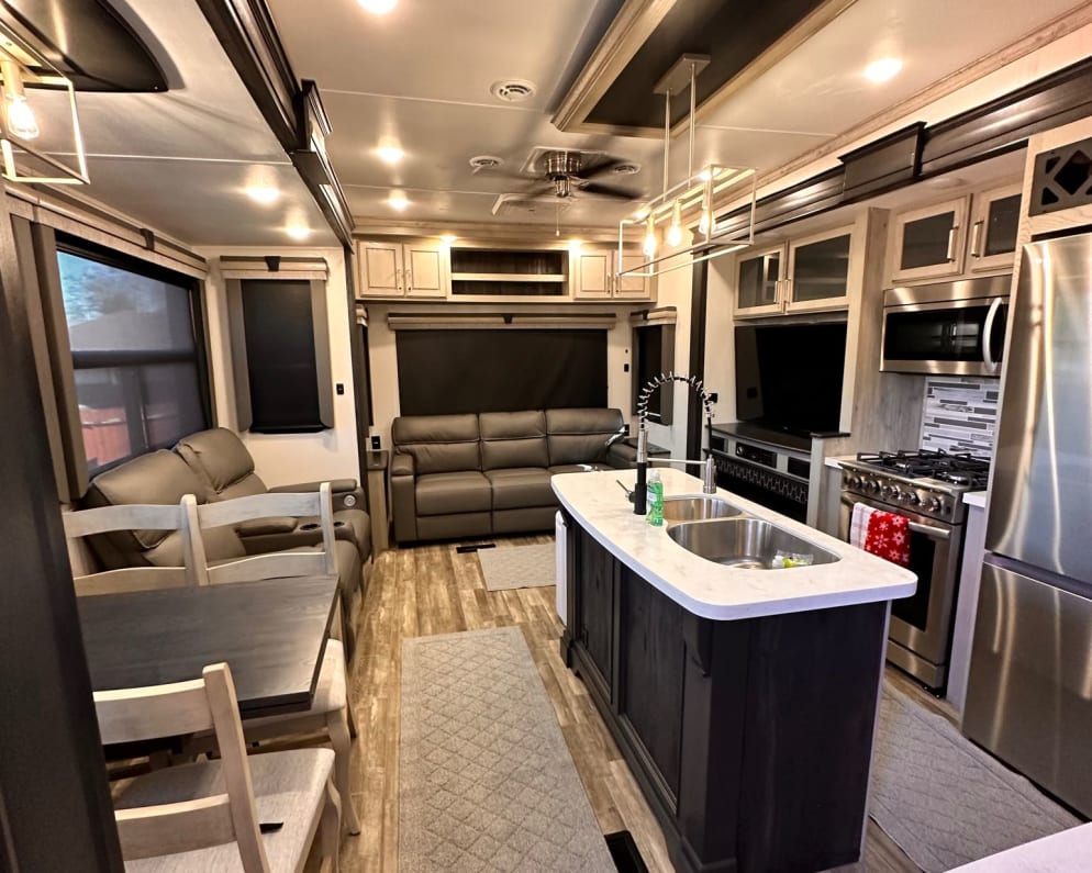 2022 Keystone RV Alpine