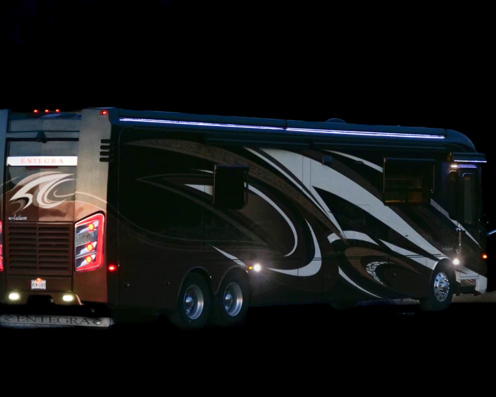 2016 Anthem  by Entegra Coach for rent in 76050