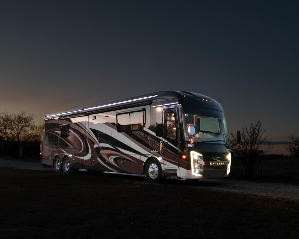 2016 Entegra Coach Anthem Class A for rent in Grandview Texas