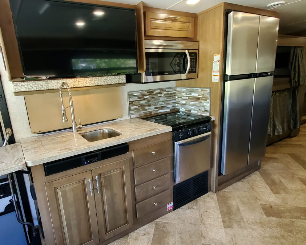 2019 Georgetown GT5 Class A for rent in Port Saint Lucie Florida