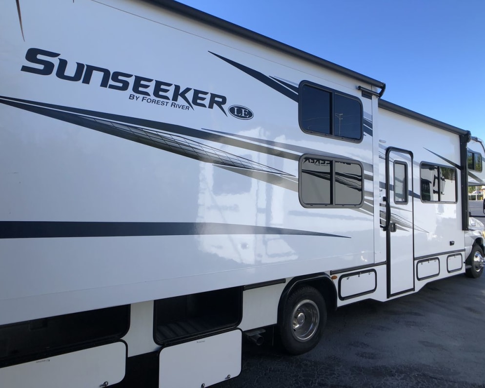2022 Class C RV for Rent in Kyle, Texas