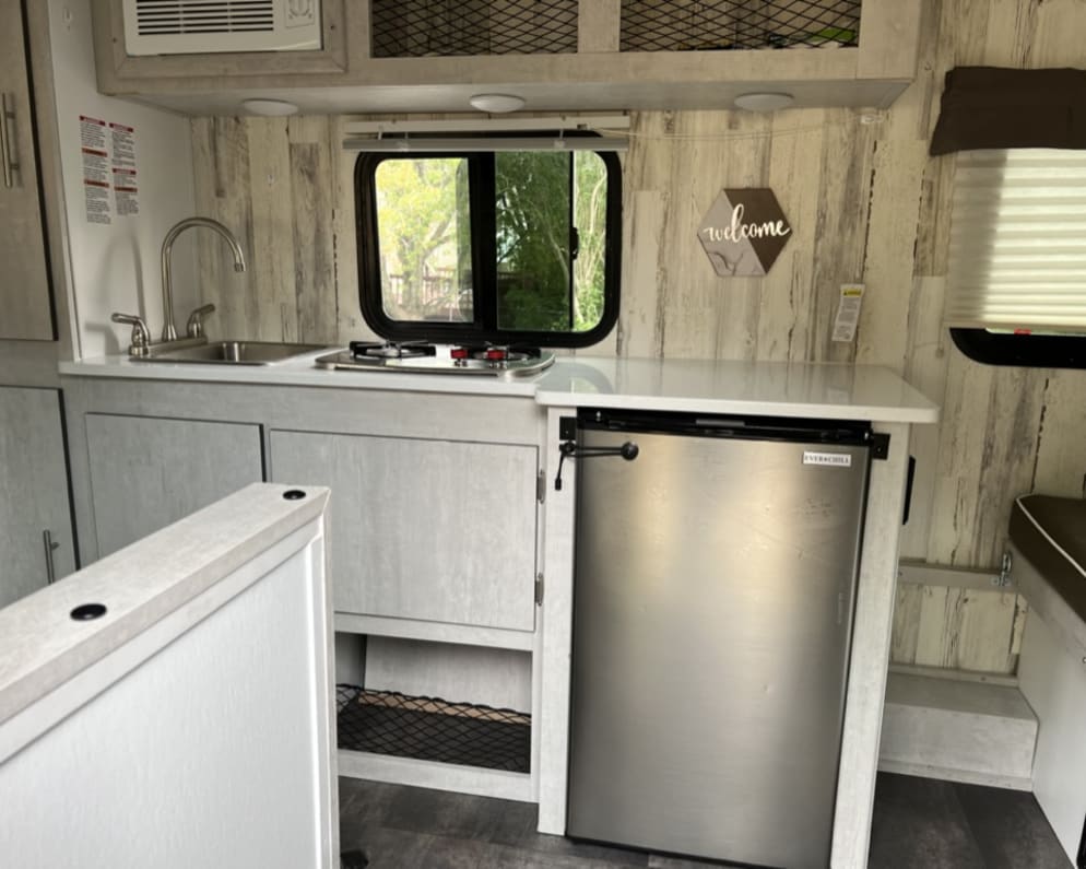 2022 Travel Lite Rove Lite Travel Trailer for rent in Esko Minnesota