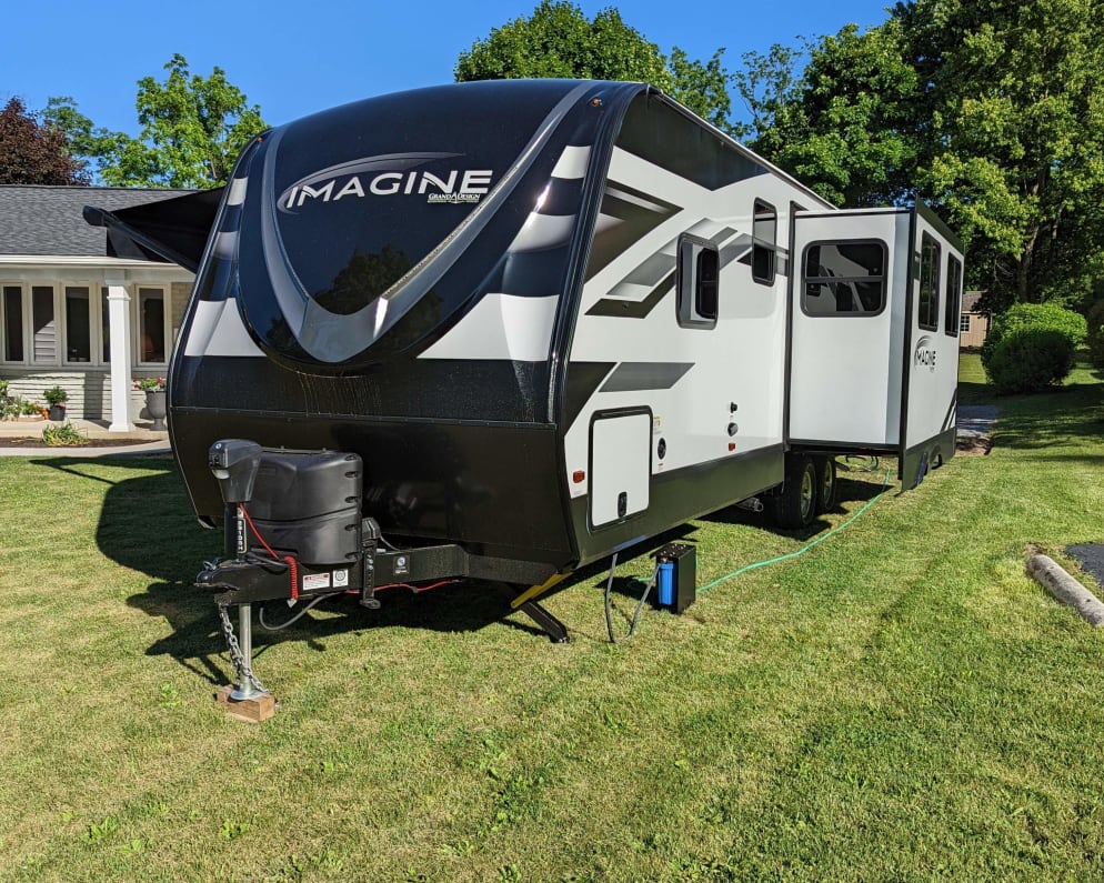 2022 Grand Design Imagine available for rent in Carlisle Pennsylvania