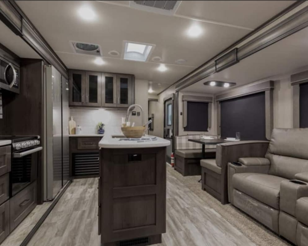 2022 Reflection  by Grand Design for rent in V9P 1R6