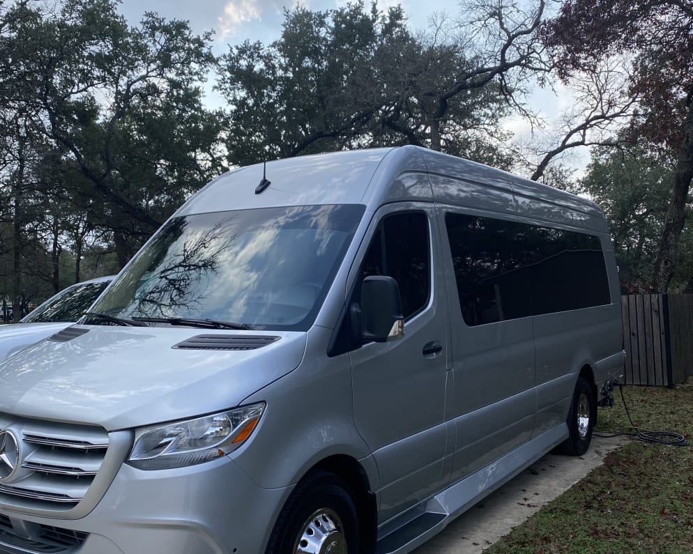 2023 Ultimate Coach  by Ultimate Toys for rent in 78610