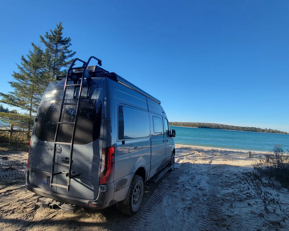 2022 Winnebago Revel
