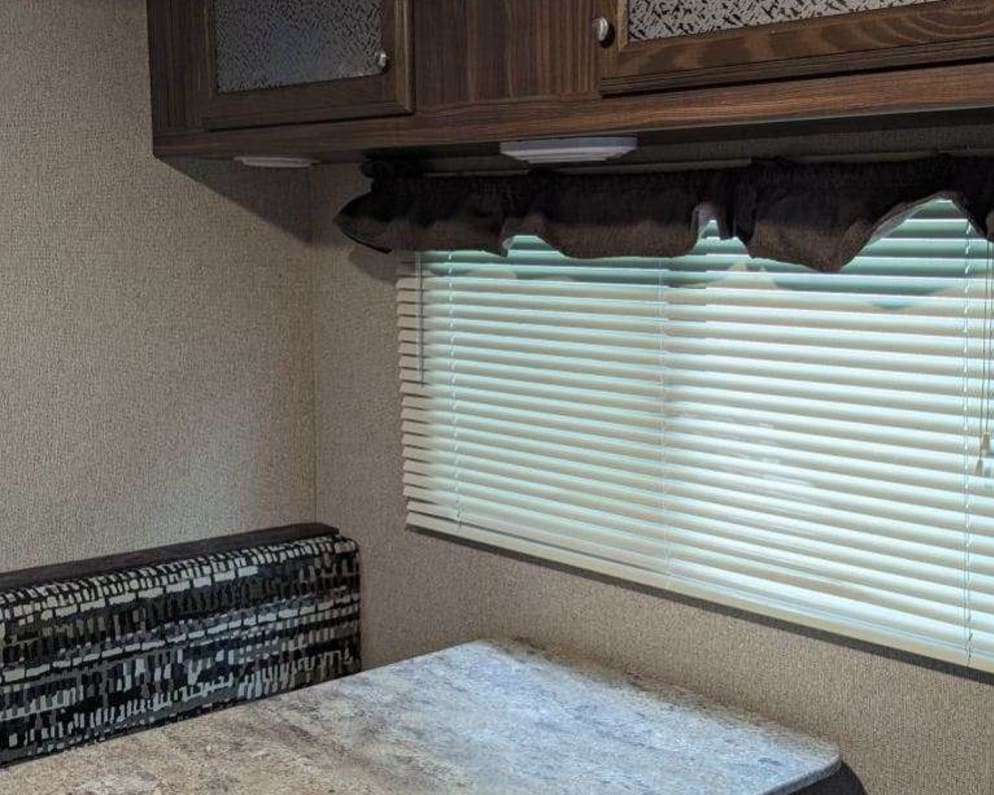 2019 Coachmen Apex Nano Travel Trailer for rent in madras Oregon