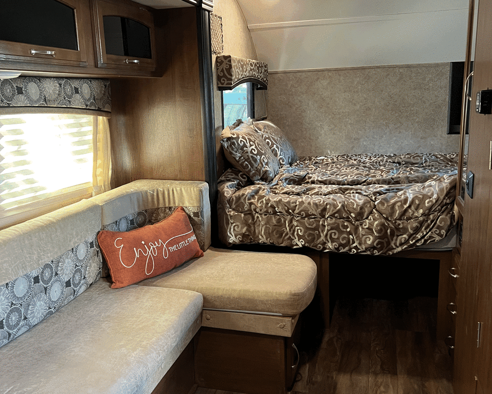2017 Travel Trailer RV for Rent in Pensacola, FL