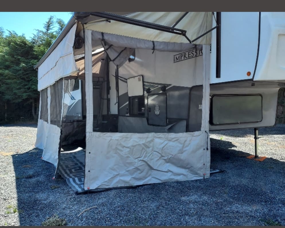 2021 Fifth Wheel RV for Rent in Mossyrock, Washington