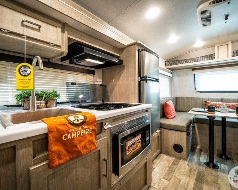 2022 Rockwood Geo Pro  by Forest River for rent in 48326