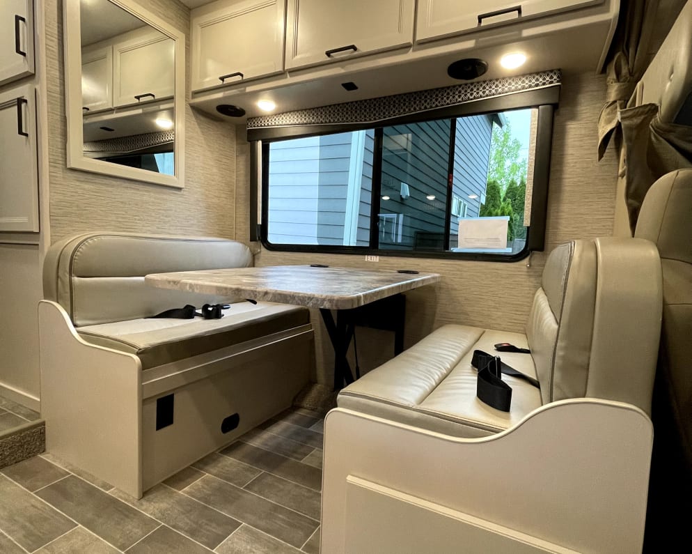 2022 Chateau  by Thor for rent in 98012