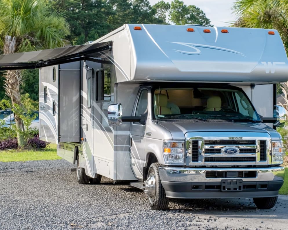 2022 Winnebago Minnie Winnie